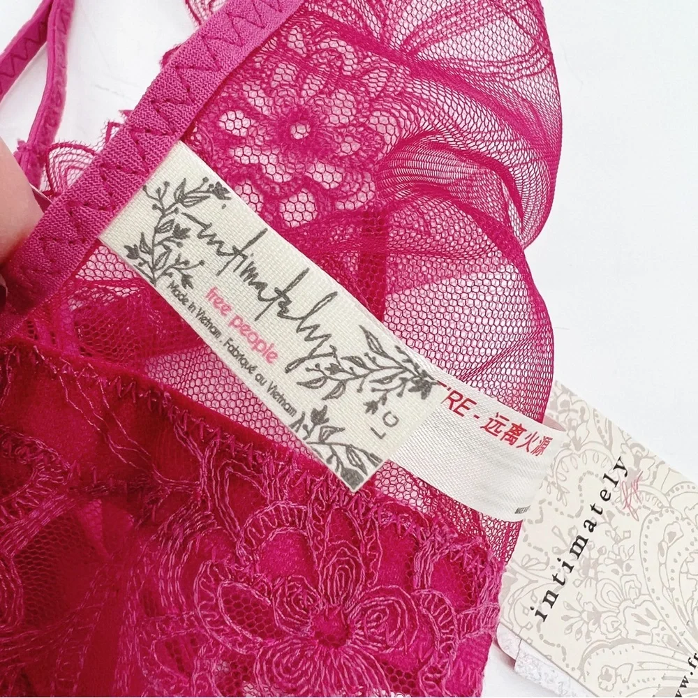 NWT Free People Amelie Lace Vivacious Bralette - Picture 6 of 7